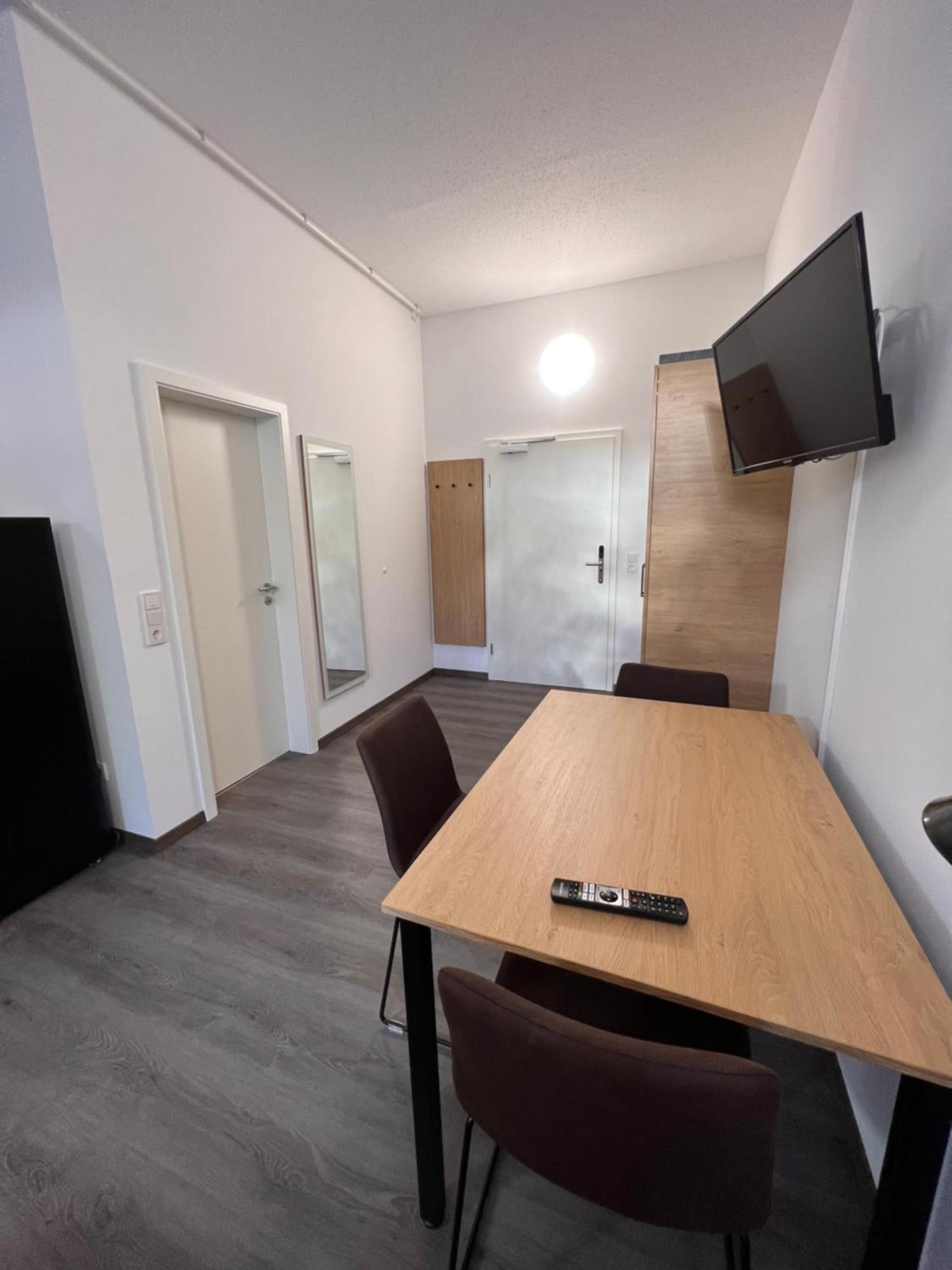 24Seven Apartments - Self Check-In Altdorf  Exterior photo