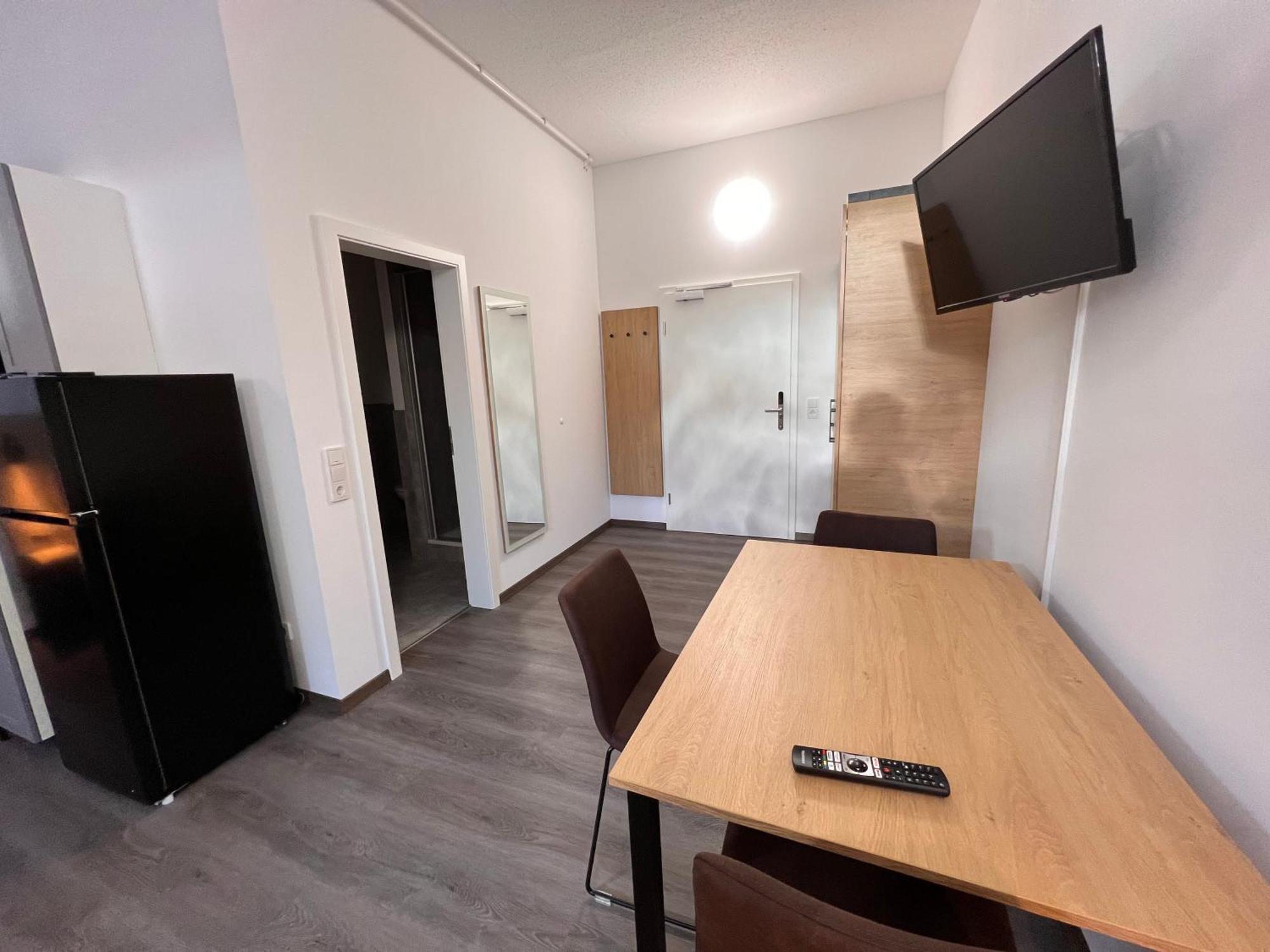 24Seven Apartments - Self Check-In Altdorf  Exterior photo